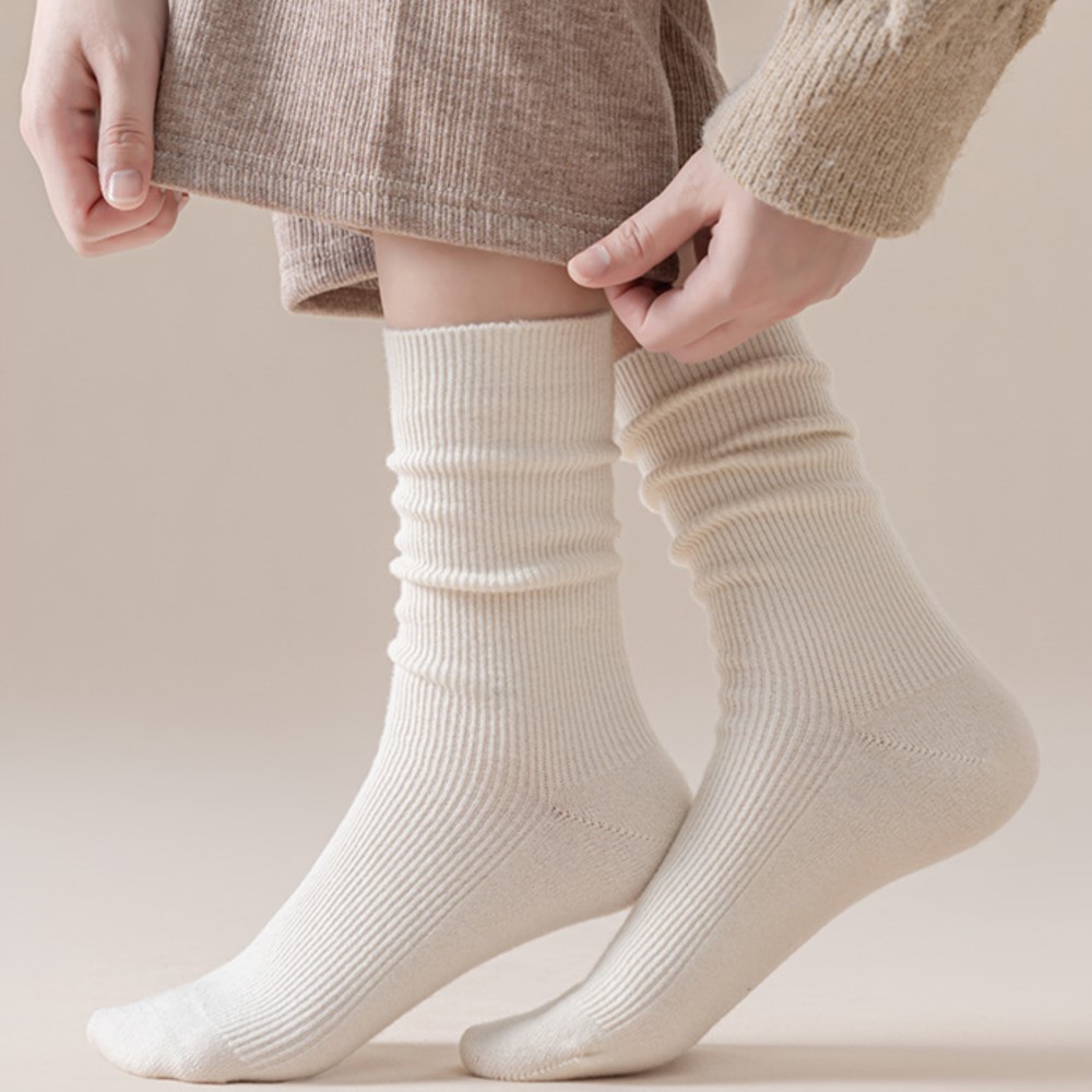 Wool Hiking Sock - ถุงเท้าแฟชั่นปี 2025 แบบครูว์ สำหรับใส่กับชุดลำลอง ชุดกีฬา ทำจากผ้าขนสัตว์